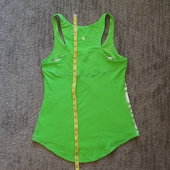 Lululemon women's tank top - Picture 3 of 3